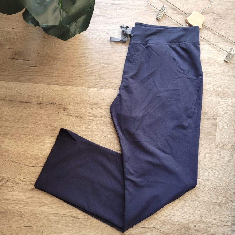 Figs Scrubs Navy Kade Cargo Scrub Pants - Size Large Tall